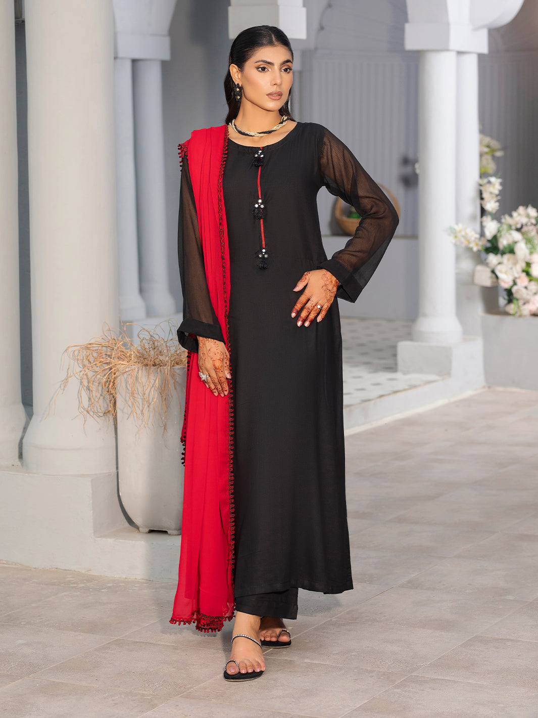 3 Piece Semi Formal Ready To Wear Suit