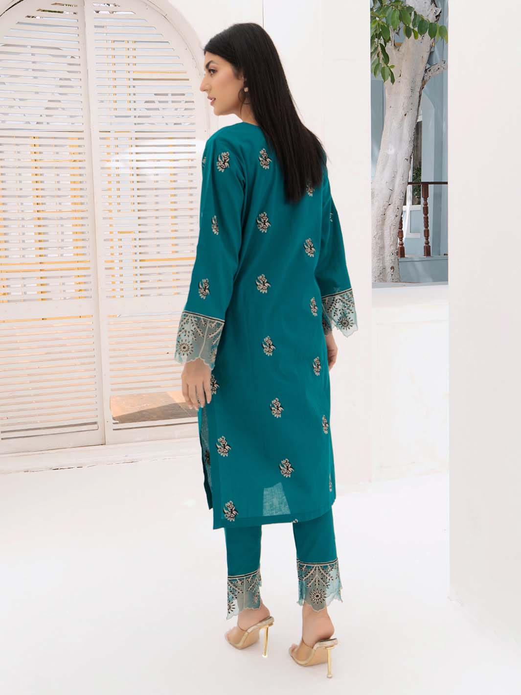 Embroidered Lawn Co-ord set
