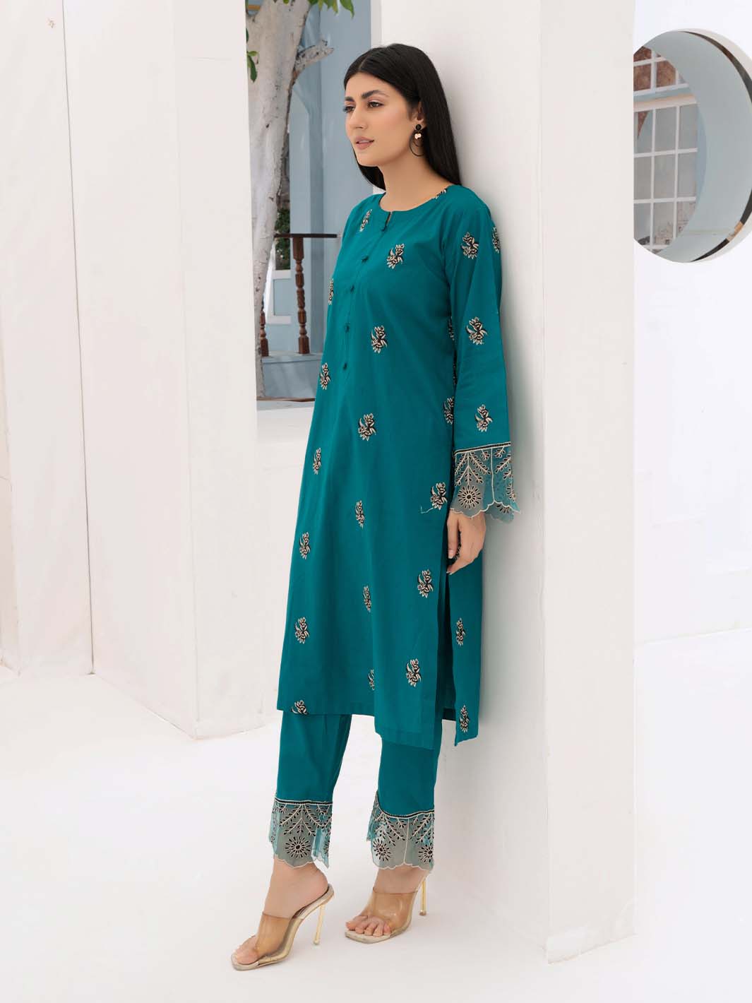 Embroidered Lawn Co-ord set